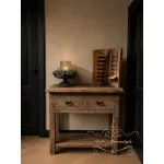 Landelijke houten sidetable met 2 lades