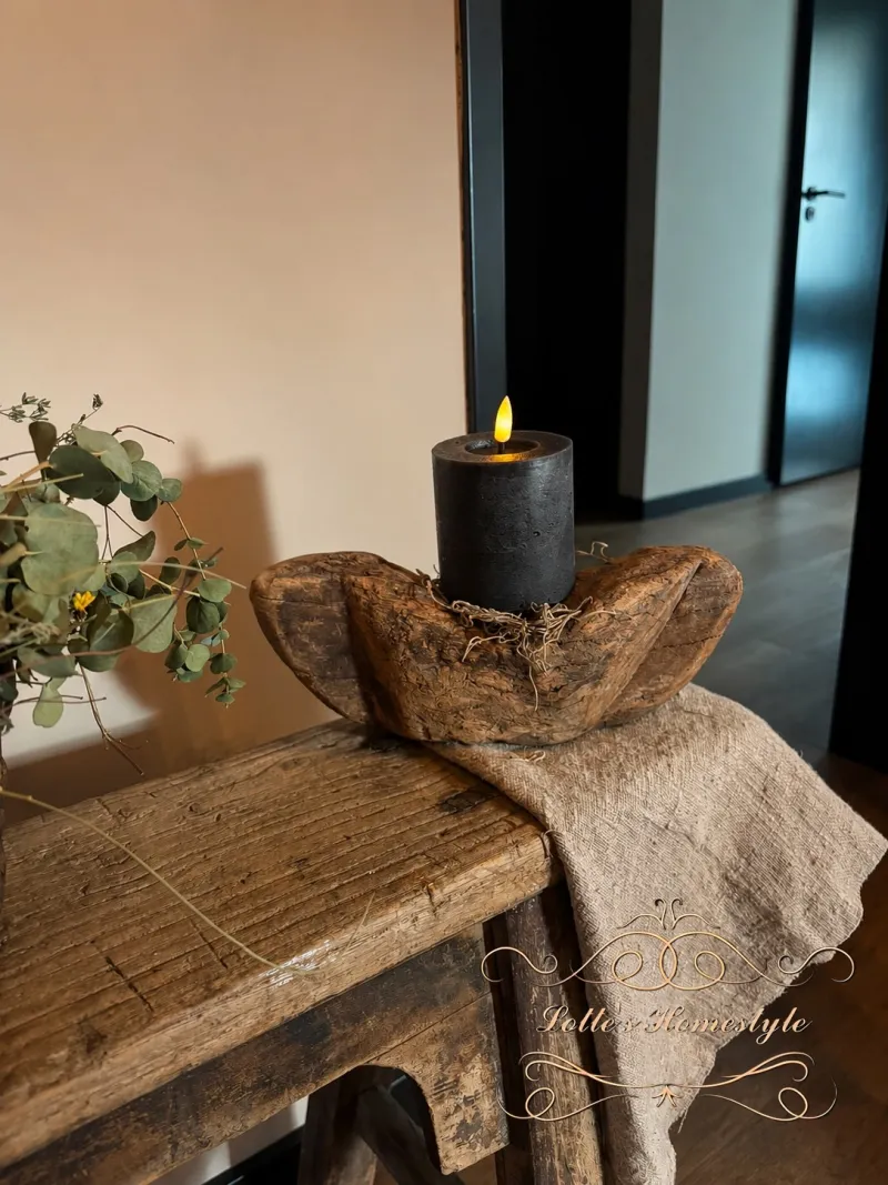 Unieke houten kaarsenhouder 10