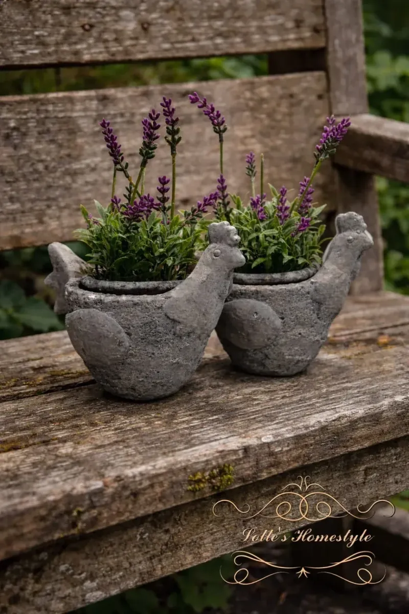 Set van 2 Bloempotten Kip – Landelijk met Lavendel of Blauwe Druif